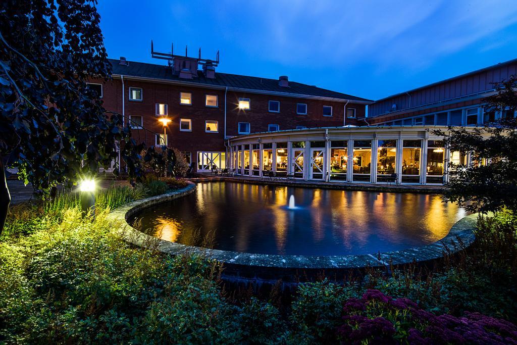 First Hotel Olofstroem Exterior photo